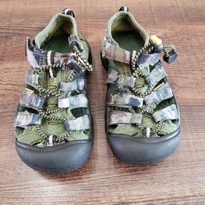 Kids Keen Sandal size 11